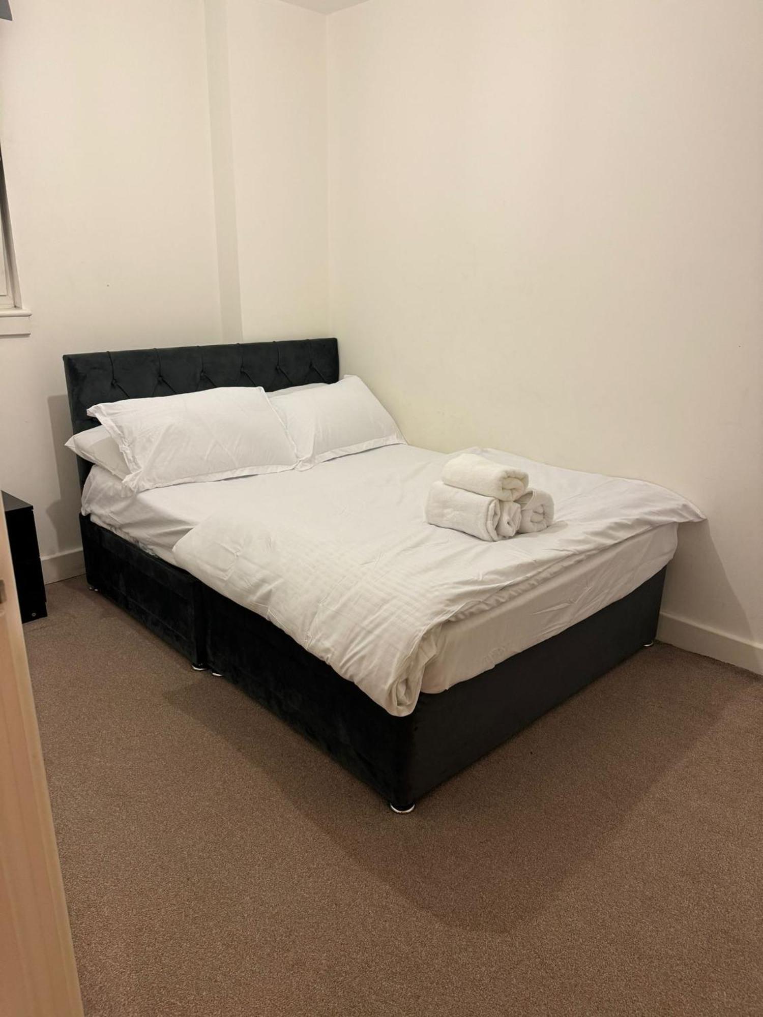 Spacious 2 Bedrooms Apartment In Stratford 伦敦 外观 照片