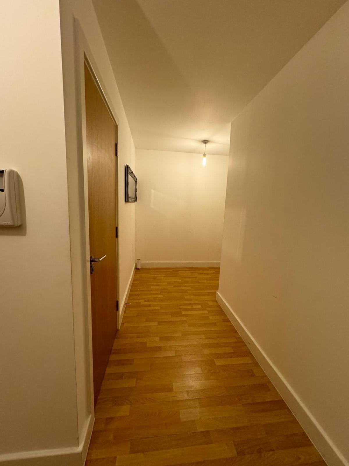 Spacious 2 Bedrooms Apartment In Stratford 伦敦 外观 照片